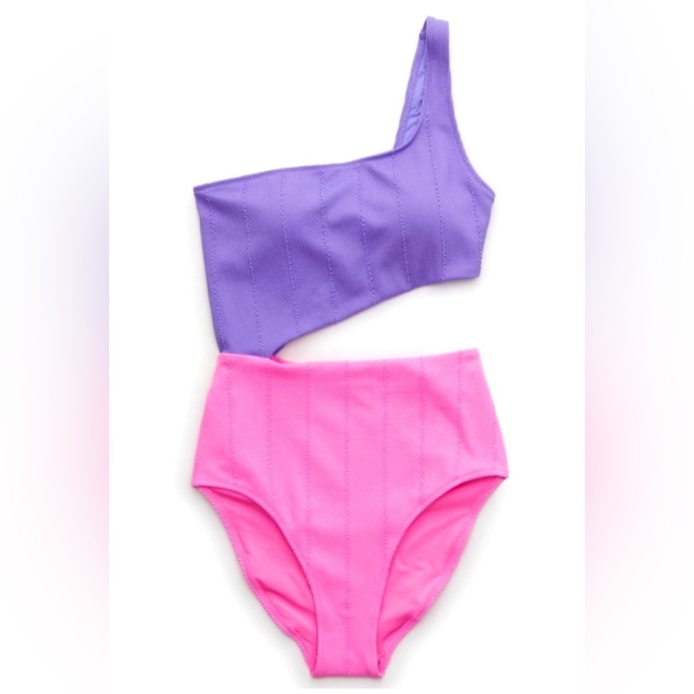 Aerie NWOT Asymmetrical Cutout Swimsuit size LARGE